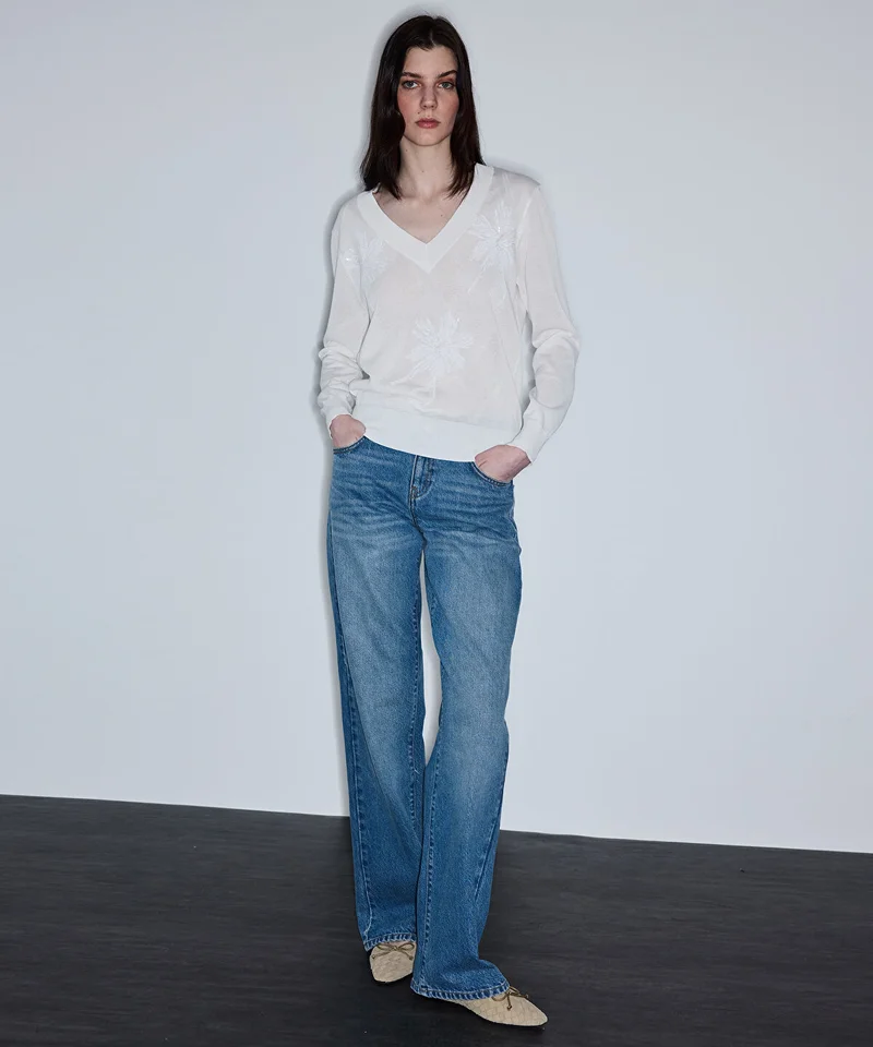 ابيكول Embroidered Sequinned Knit Top