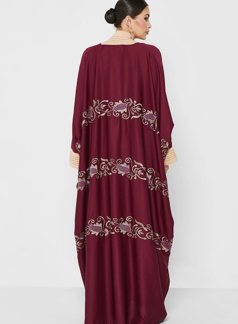 hayas closet Embroidery Detail Abaya