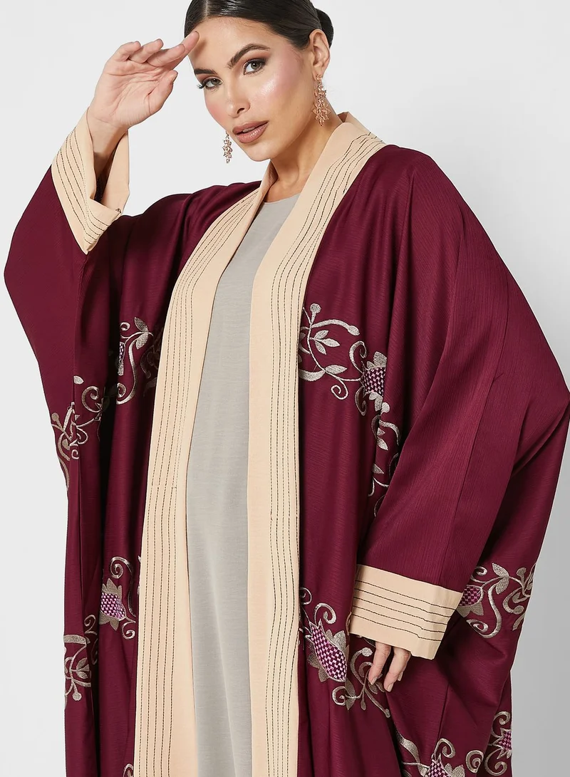 hayas closet Embroidery Detail Abaya