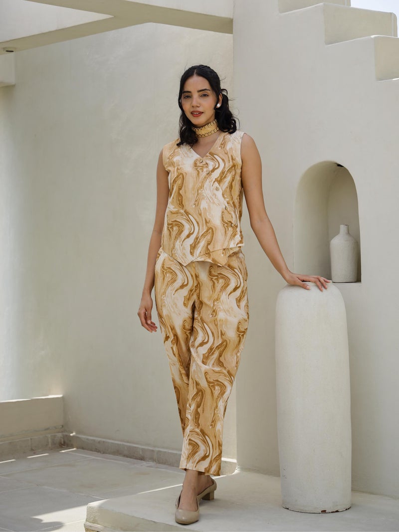 Label Flavia طقم بيج للنساء - Image 3