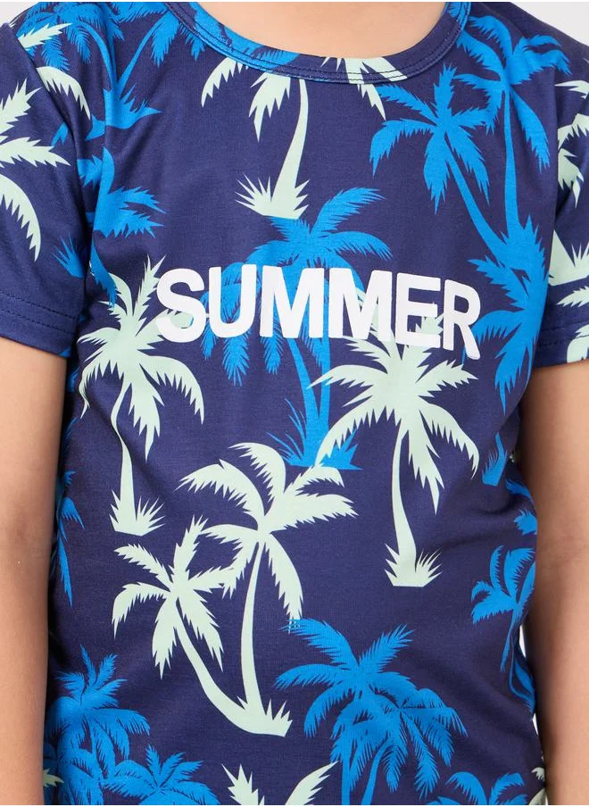 ستايلي Tropical Print T-Shirt & Side Seam Shorts Set