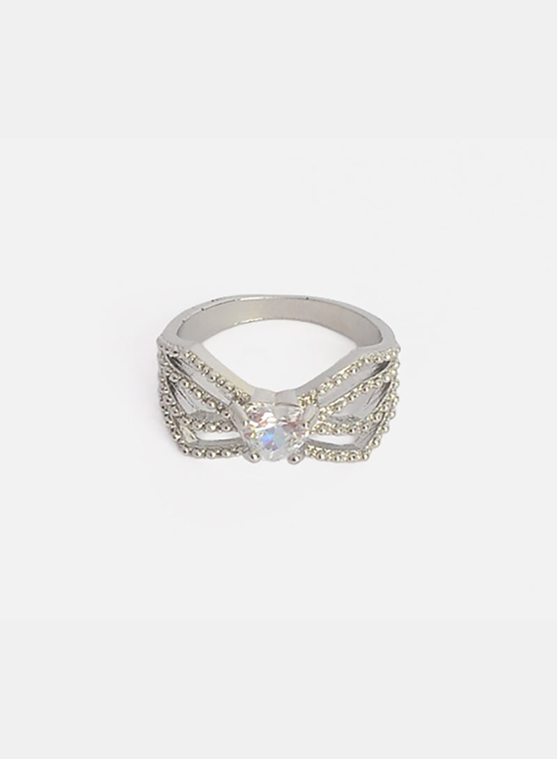 Akher el Ankoud Women'S Silver Ring With A Hollow Butterfly Wing Design And A Heart-Shaped Center Stone. - Image 3