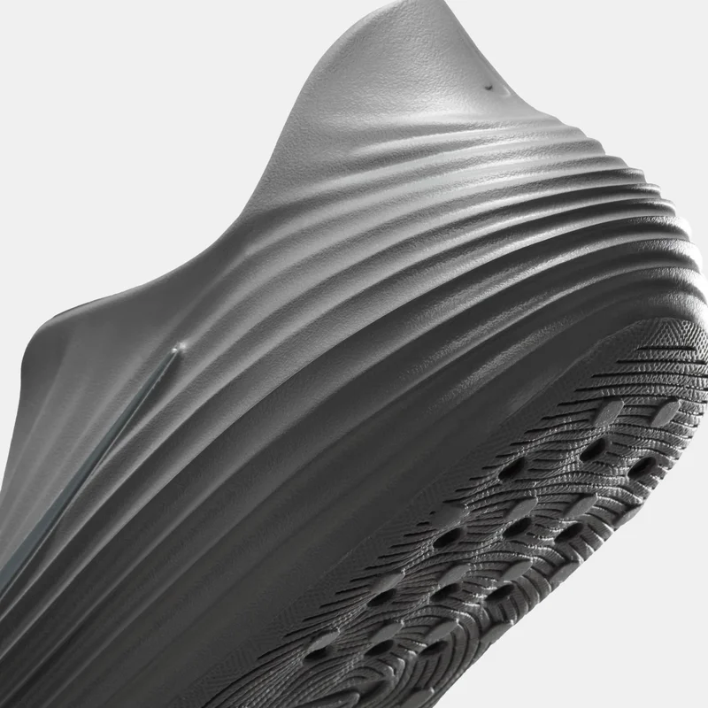 Nike Men's ReactX Rejuven8 Shoes