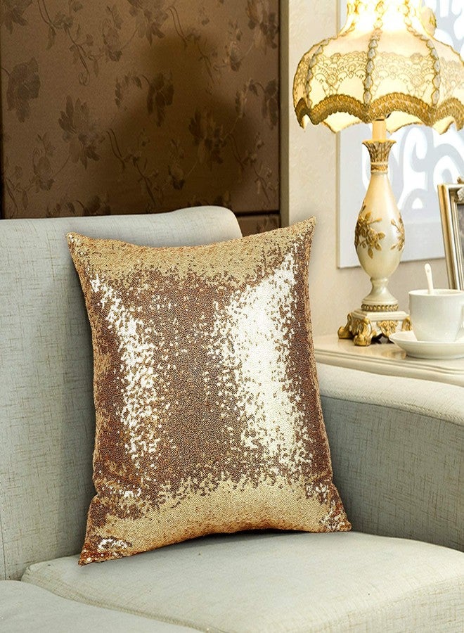 Wigood وسادتان ذهبية مزينة بالخرز، 18"x18" أغطية وسائد مربعة من القماش اللامع بتصميم سحاب مخفي لتزيين المنزل غرفة النوم غرفة المعيشة حفلة زفاف - Image 4