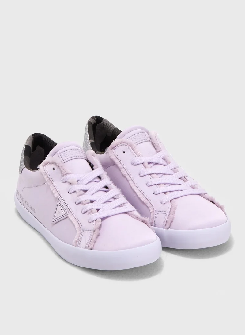 GUESS Tiger Low top Sneaker