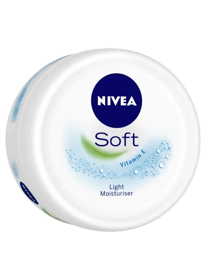 Nivea Soft Light Moisturising Cream 12 Units in Container Each 25ml - Image 2