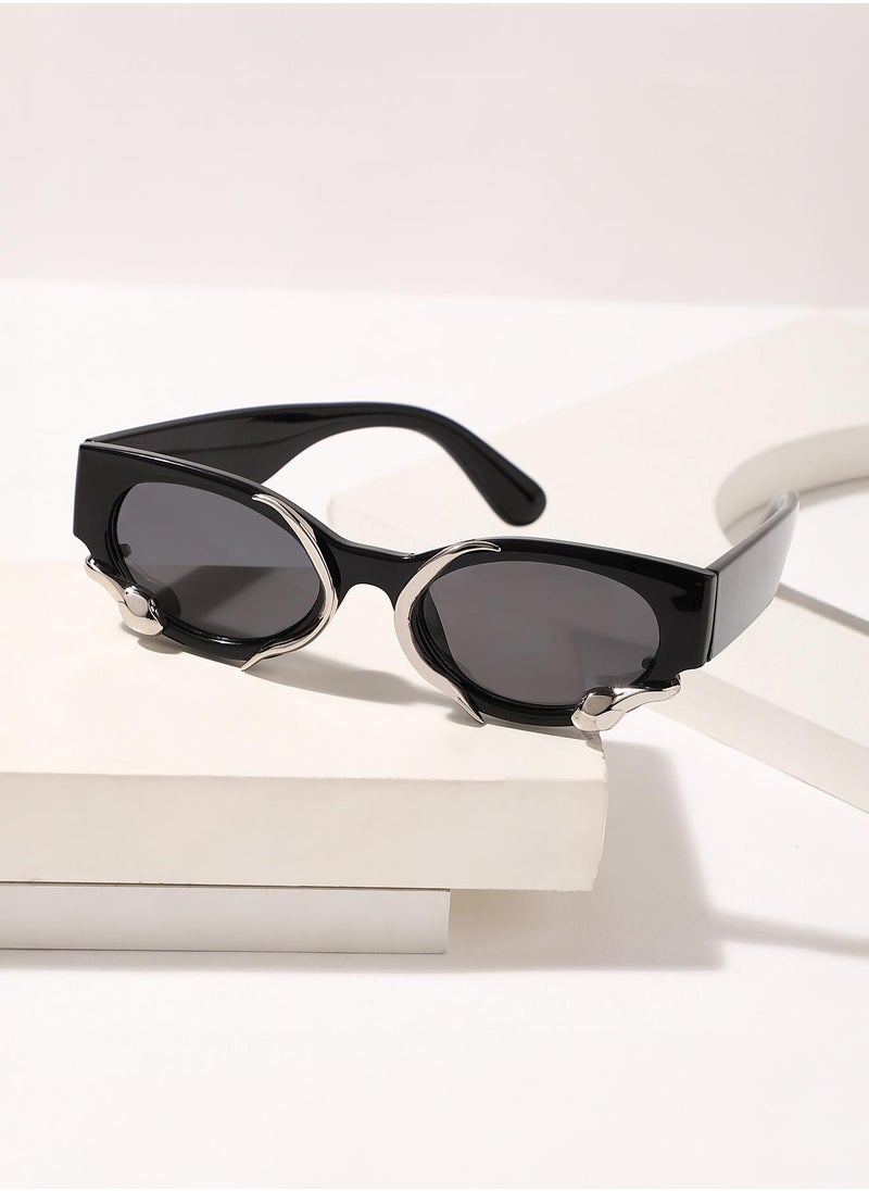 Haute Sauce Polarized Full Rim Oval Sunglasses For Women  - Image 2