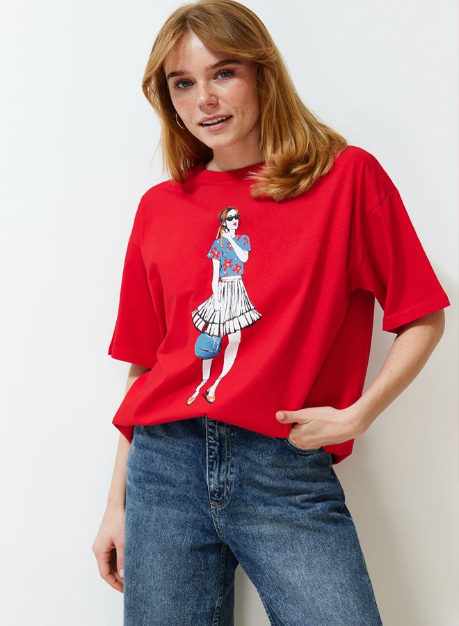 trendyol Red Printed Relaxed/Comfortable Fit Crew Neck Knitted T-Shirt - Image 3