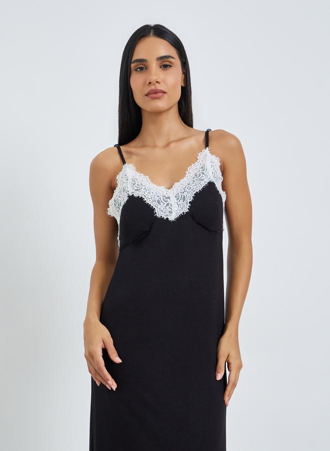 Styli Black Contrast Lace Detail Slip Dress - Image 2