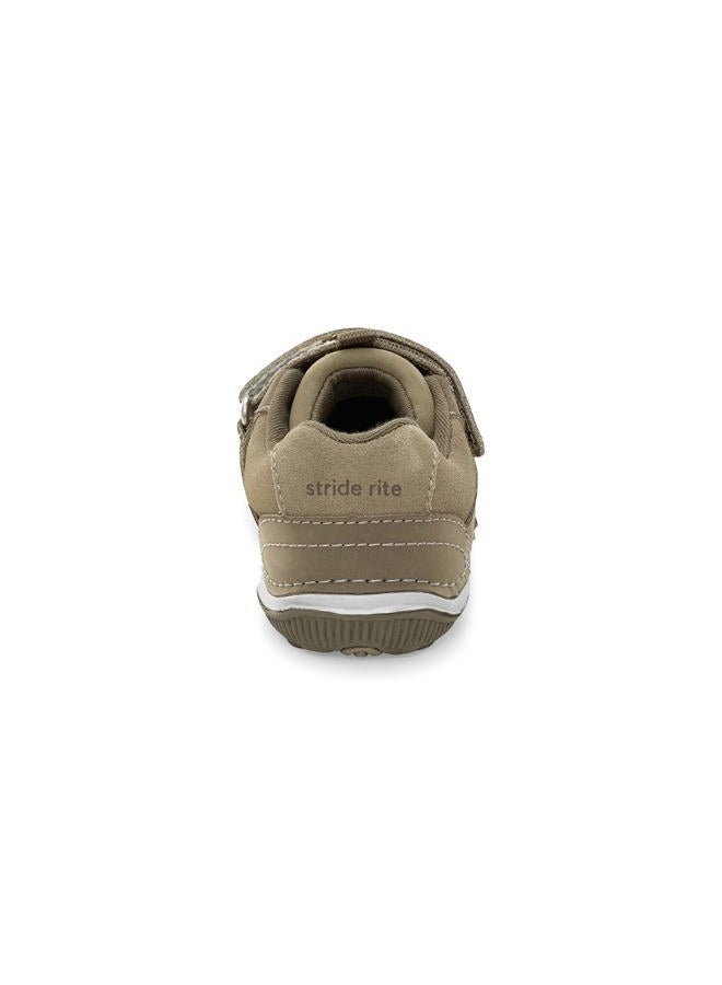 Stride rite Unisex-Child SRT Wes Casual Shoe, Taupe, 8 Wide Toddler - Image 3