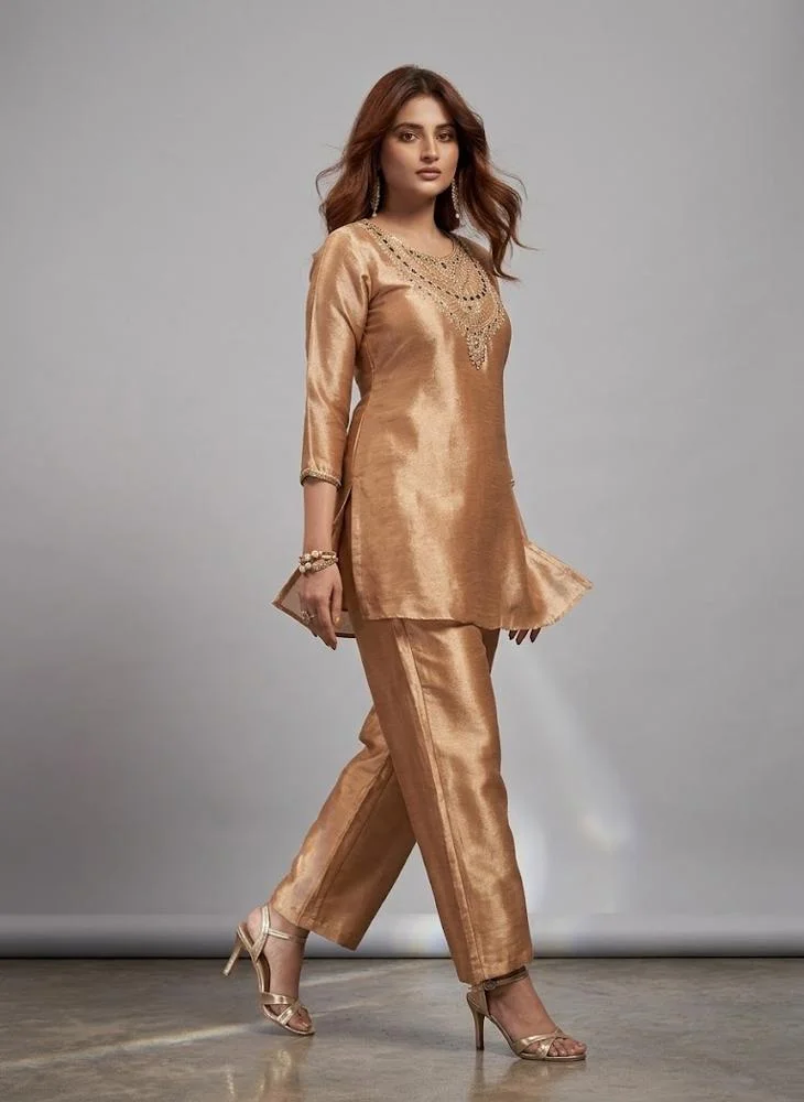 Viny VINY Bronze Round Neck Embellished Kurta & Pant Set – Women's Indian Ethnic Wear
