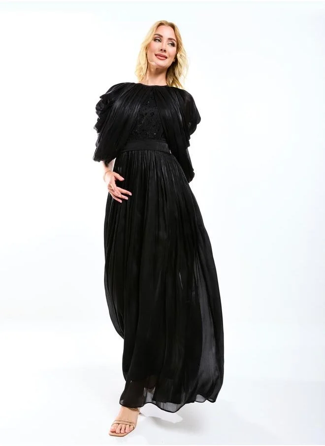 هاوس اوف مودا فستان ماكسي A-Line من House of Moda بأكمام كاب مزينة