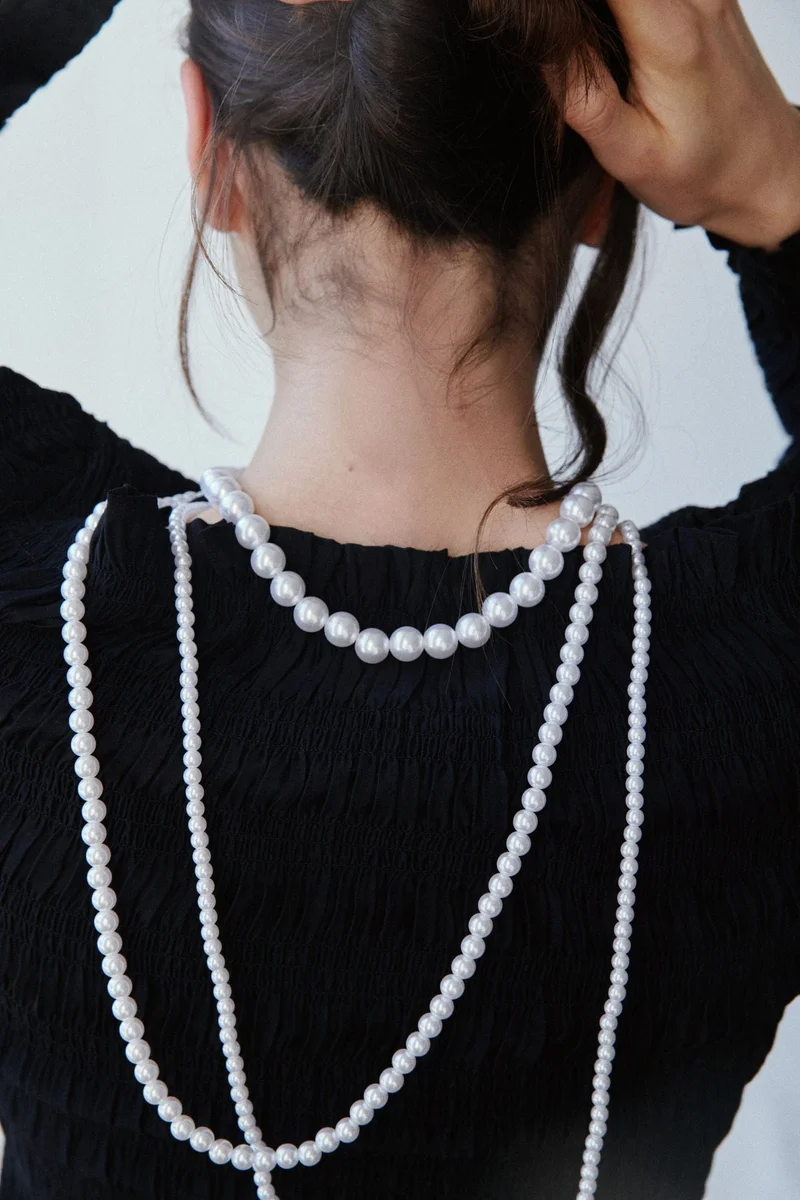H&M Three-strand beaded necklace
