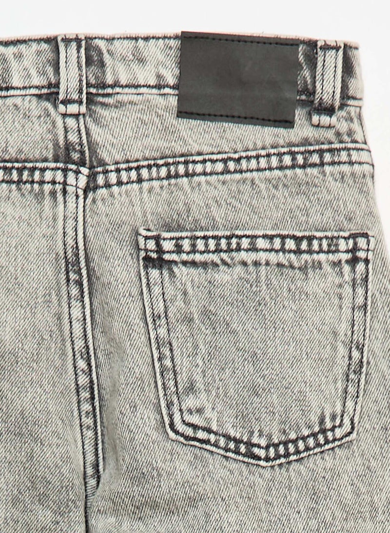 Kiabi Destroyed denim trousers - Image 4