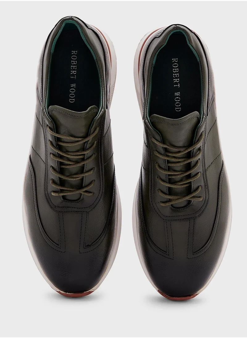 روبرت وود Smart Sneakers