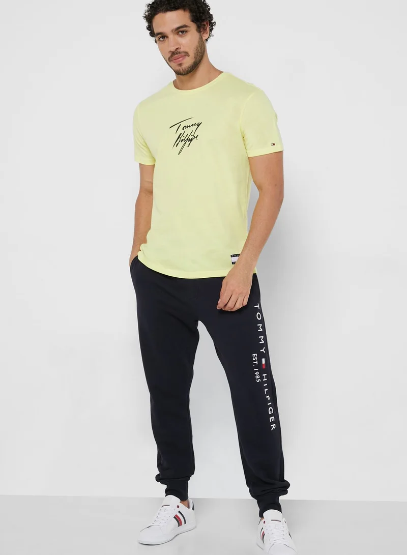 TOMMY HILFIGER Logo Crew Neck T-Shirt