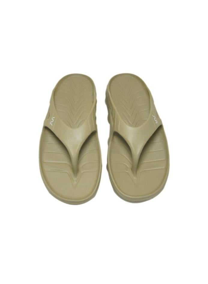 دوبلو شبشب دابل يو ريفا رجالي مريح وخفيف الوزن بلون الكاكي - Image 1