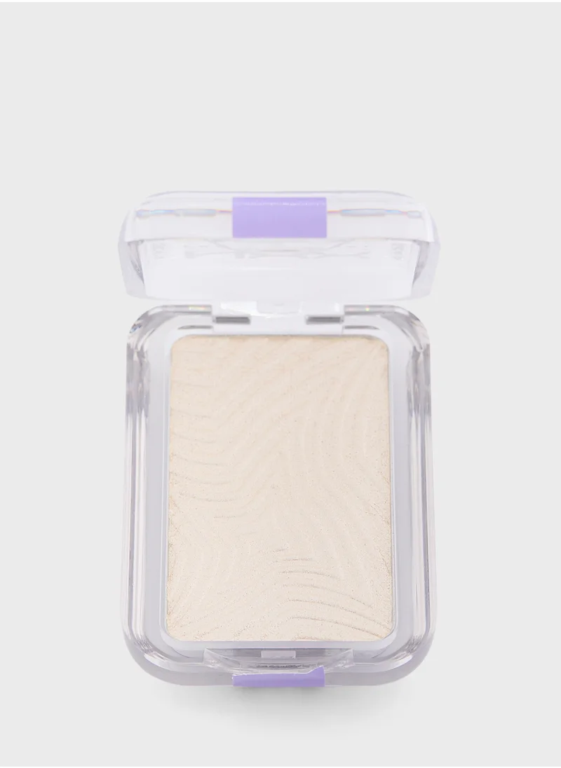 NYX PROFESSIONAL MAKEUP Buttermelt Highltr Bright And Butta