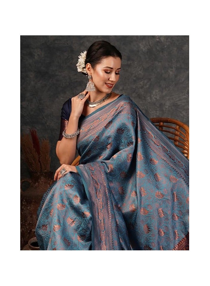 مملكة الإكسسوارات ساري كانجيفارام الناعم من قماش جاكار باناراسي النسائي مع قطعة بلوزة غير مخيطة - Image 4