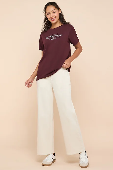 أر أند بي Typography Print T-Shirt with Crew Neck and Short Sleeves
