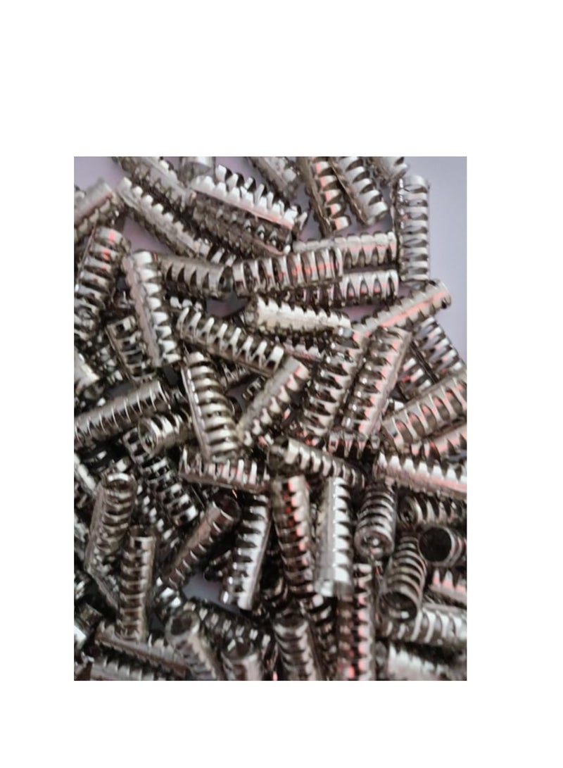 MySouq-Store 30 قطعة أغطية نهاية لأربطة الأحذية والأربطة والخيوط العريضة، أقفال سلك زنبركية، سدادة نهاية بلاستيكية، مثبت تبديل بفتحتين مزدوجتين، نهاية حبل لأربطة السحب، وأربطة الأحذية، والخيام، وروابط التثبيت، لون فضي - Image 1