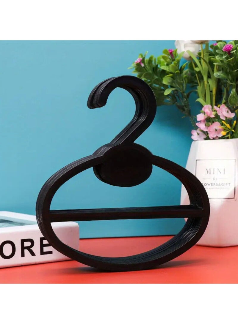 أورتوك 12 قطعة شماعات أوشحة بلاستيكية متعددة الأغراض، منظم أوشحة غير قابل للانزلاق، حامل مناشف حمام، شماعات ملابس موفرة للمساحة، شماعات حجاب سوداء بيضاوية للأوشحة، مناديل رأس لفرز الأوشحة خزانة أوشحة 14x16 سم - Image 3