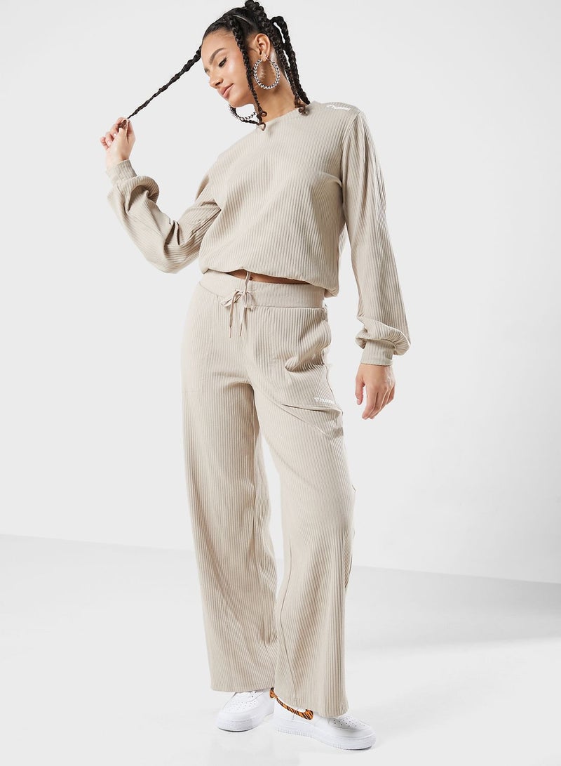 Hummel Mt Frieda Sweatpants - Image 1