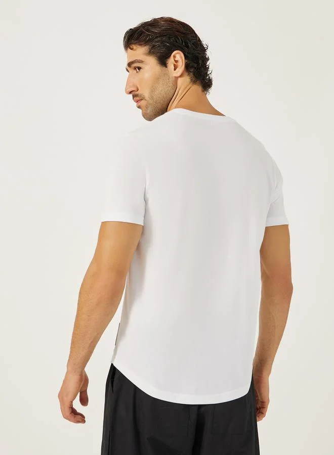 Styli Styli Regular Fit Pintuck U Hem T-Shirt
