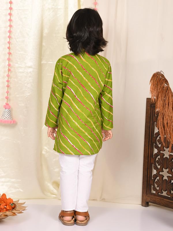 superminis Boys Sanganeri Lehariya Print Kurta and White Pyjama with Elastic Closure (9-10 Years, Green) - Image 3