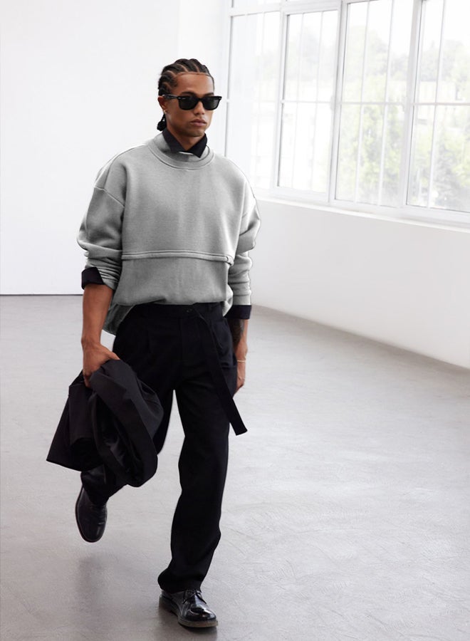 trendyol Limited Edition Grey Oversize/Wide Cut Labeled Inside Fleece Sweatshirt TMNAW24SW00228 - Image 2