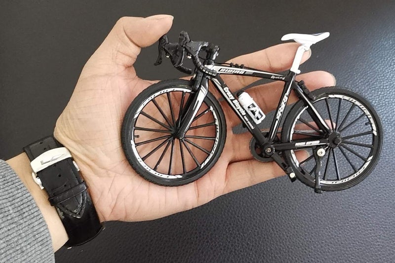 Magicwand Die-Cast Zinc Alloy 1:10 Scale 【Miniature】 Racing Bicycle Fully Working Model【Pack of 1】【Colors as Per Stock】 - Image 2