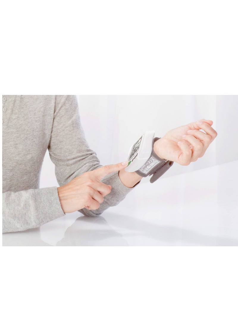 Medisana BW 315 Wrist Blood Pressure Monitor  - Image 3