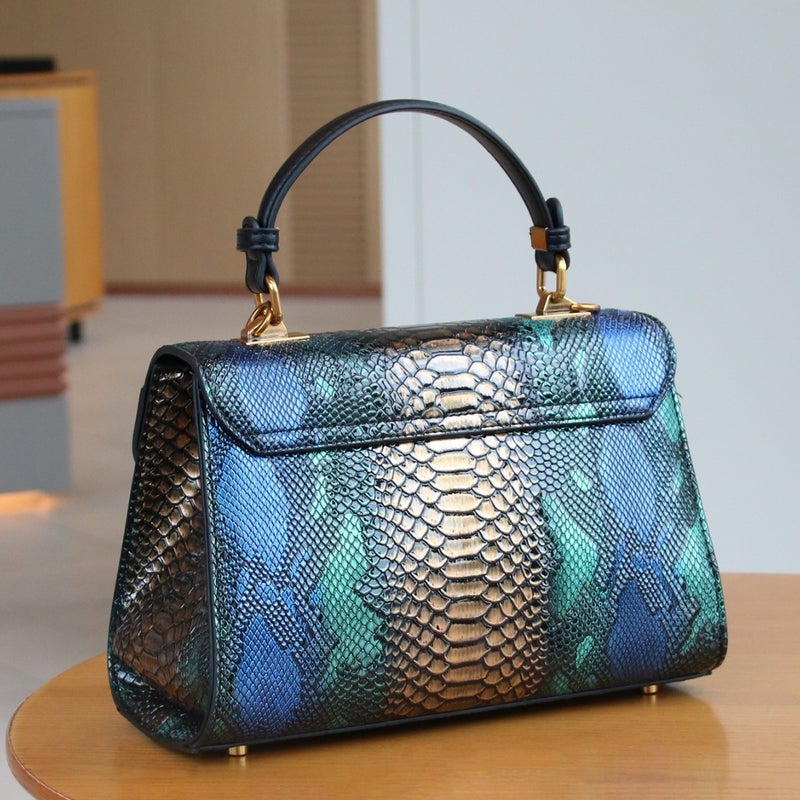 Elegant High-End Light Luxury Women'S Handbag Luxury Blue And Gold Snake Pattern Gradient Mature Elegant Single Shoulder Crossbody Bag - Image 4