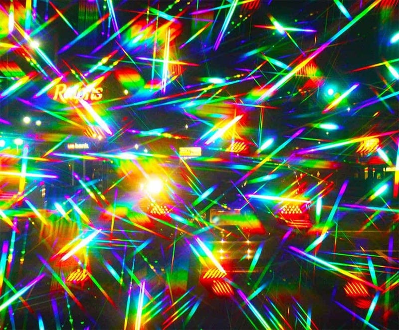 Bartovation Diffraction Grating Sheet 13,500 Lines/in [One 6" x 5ft Roll] - Image 4