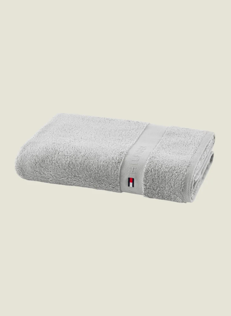 Tommy Hilfiger Tommy Hilfiger 520 GSM Legend Towel - 100x150cm