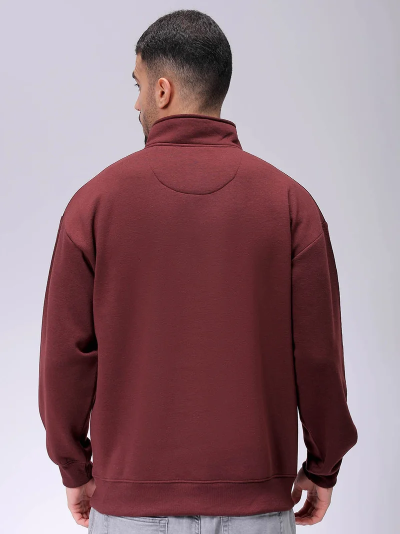 ذا انديان كراج كو Men Relaxed Fit Solid High neck Overhead High Neck Sweatshirt