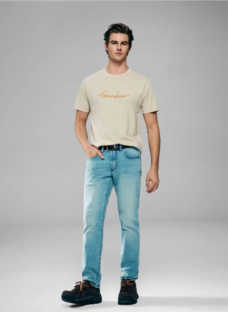 GIORDANO  Men’s Slim Fit Cotton Signature Print Tee for Men | Best Price UAE