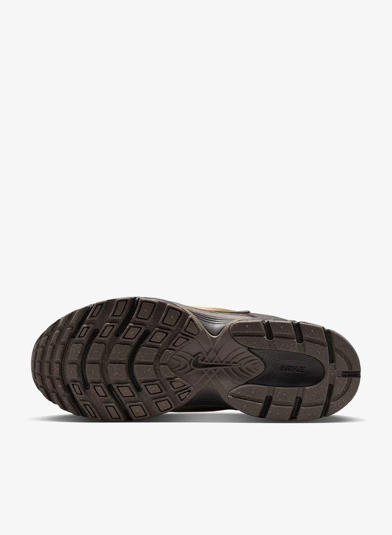 Nike V5 Rnr Suede