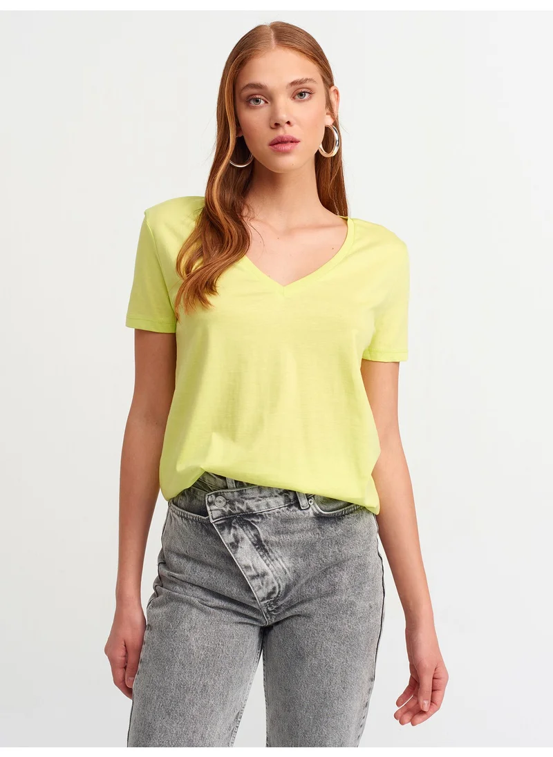 ديلفين 3470 V-Neck Basic T-Shirt-Lime