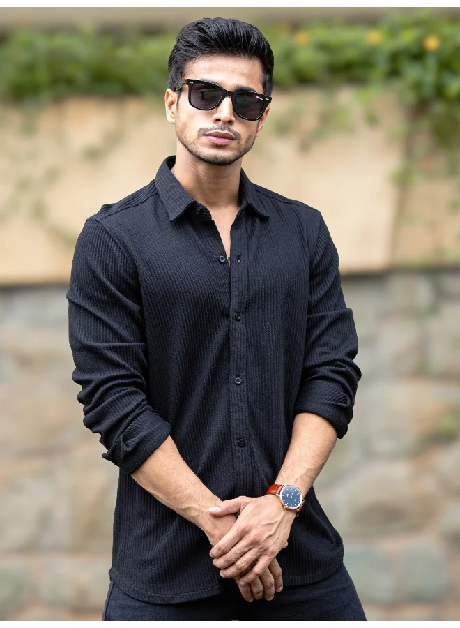 مانياك قميص رجالي بياقة رسمية مخطط عمودي باللون الأسود من البوليستر والقطن