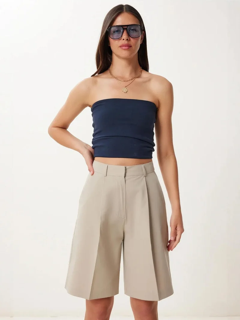 السعادة في إسطنبول ISTANBUL Belted woven tailored shorts