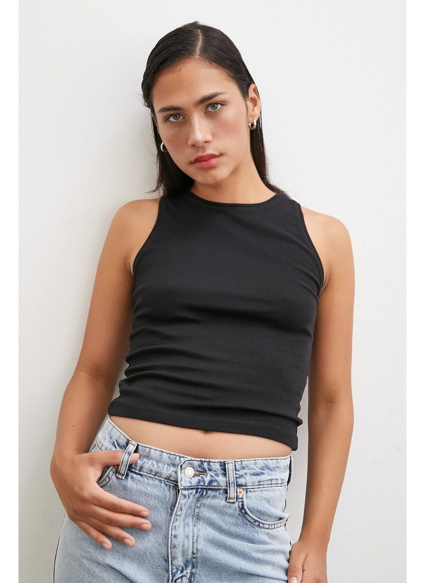 Never More Basic Tank Top Black  - Image 1