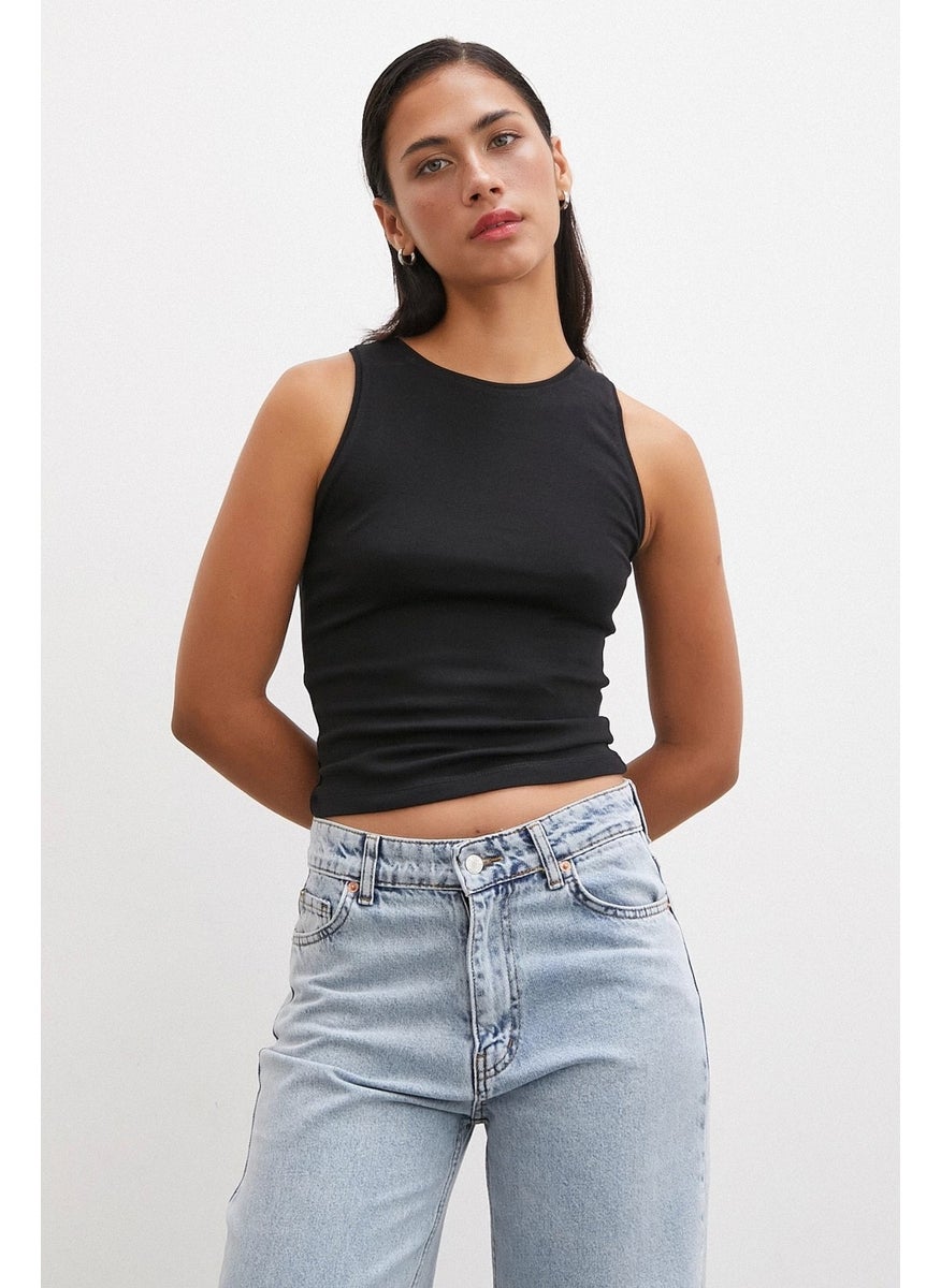 Never More Basic Tank Top Black  - Image 3