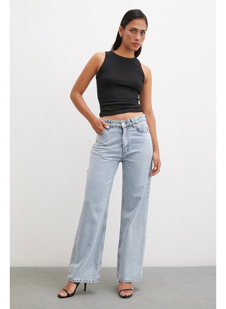 Never More Basic Tank Top Black  - Image 2