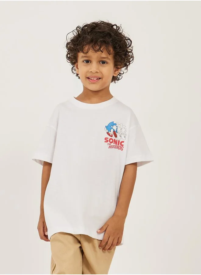 ستايلي Sonic Graphic Printed Dropped Shoulder Oversized T-Shirt