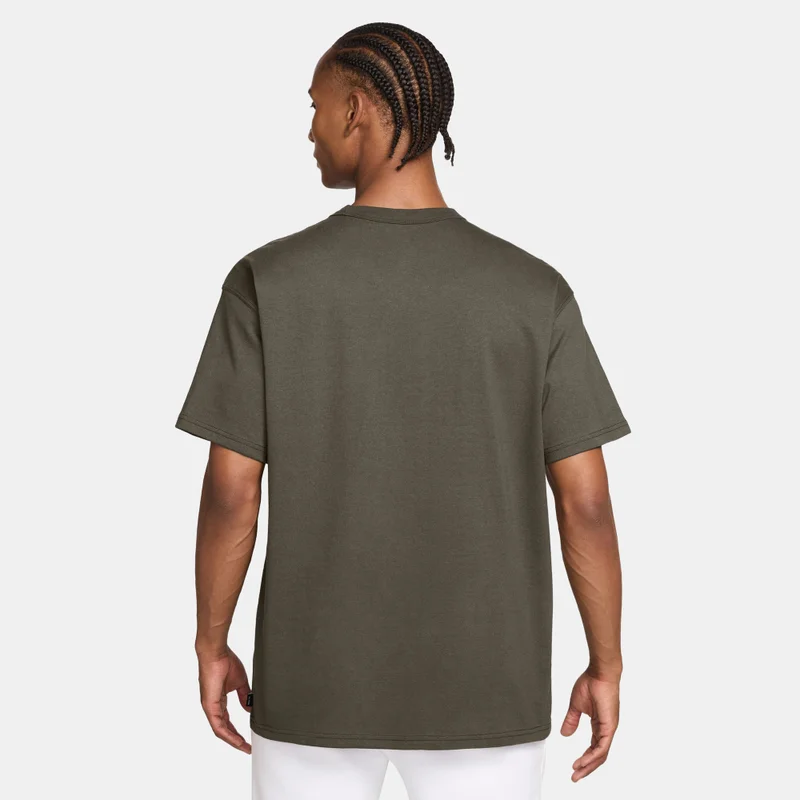 Nike Men's Sportswear Premium Essentials T-Shirt
