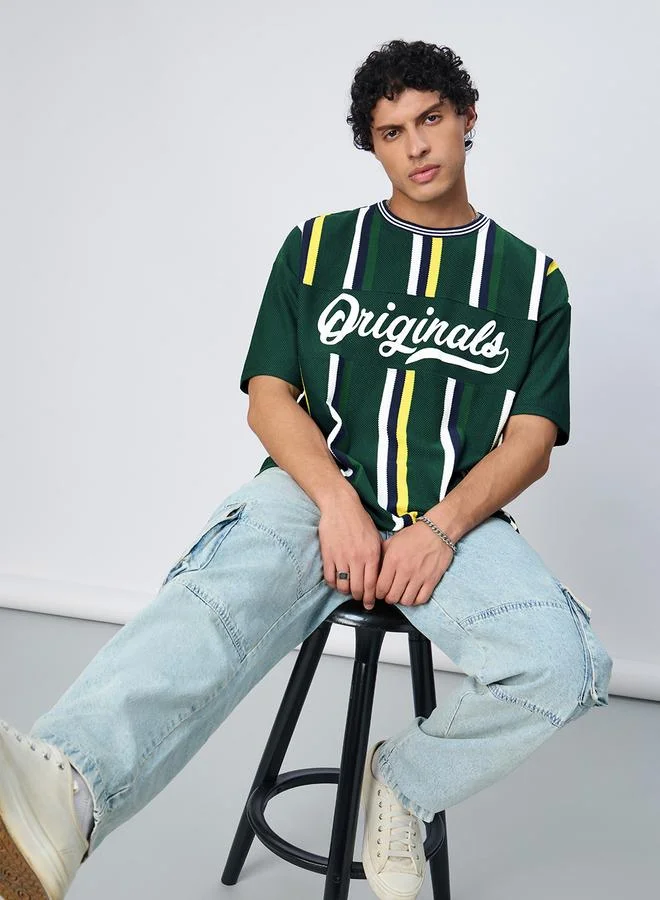 ذا سوليد ستور تيشيرت مخطط ومطبوع بقصة واسعة