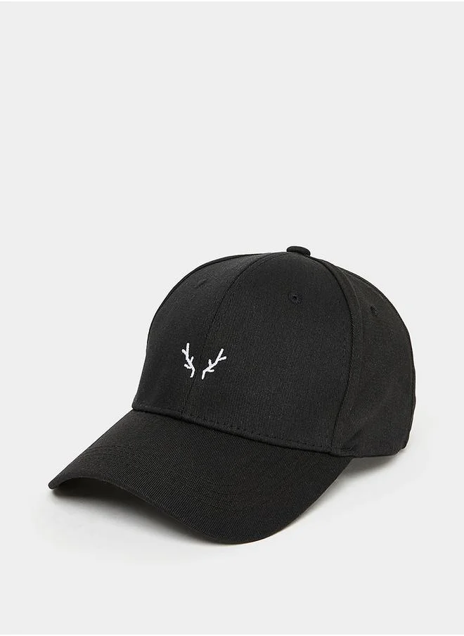 ستايلي Embroidered Detail Baseball Cap