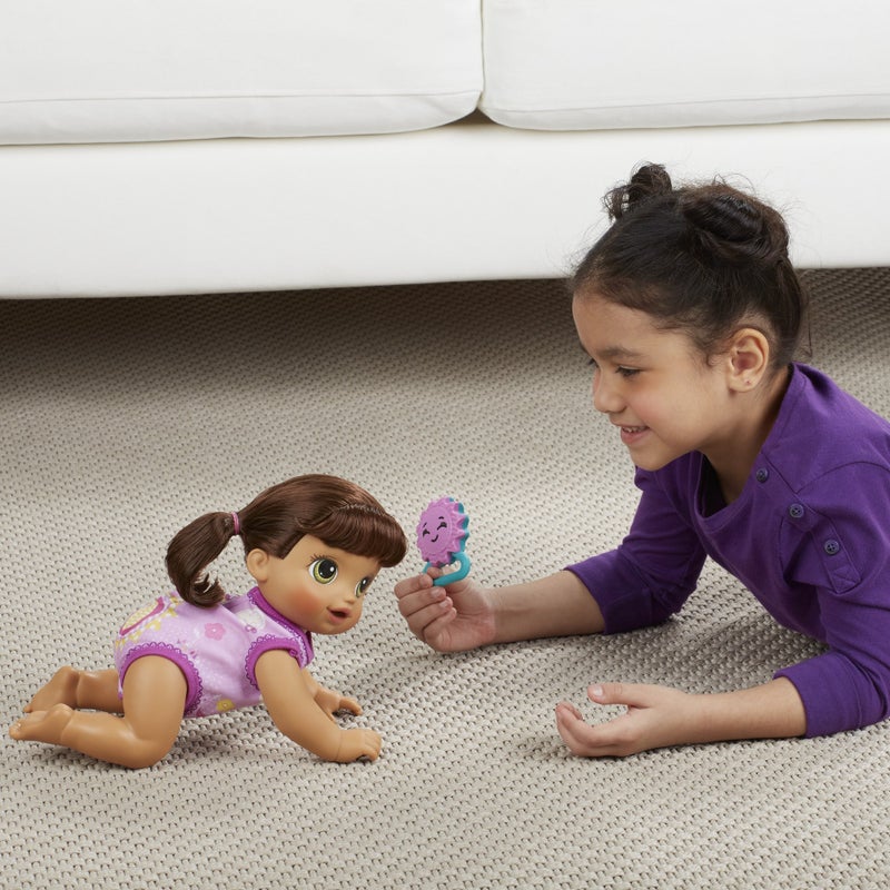 Baby Alive Baby Go Bye Bye (Brunette) - Image 4