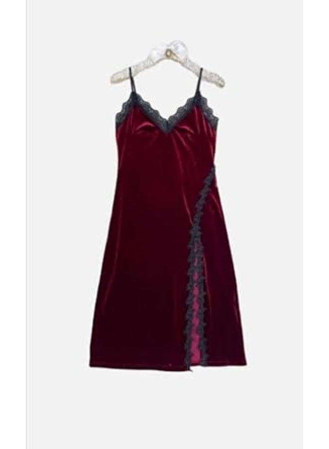 Hanady Soft velvet nightgown – comfortable and attractive feminine design – one size fits up to 80 kg – HN 9079 - Image 2